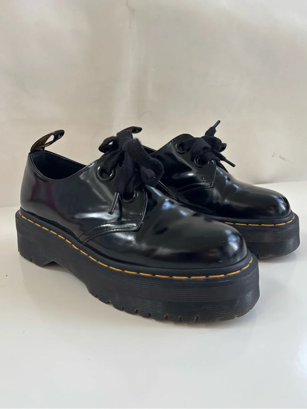 Dr. Martens Women's Black Holly Women's Leather Platform Shoes Size US 8 EU39